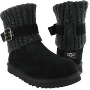 UGG Australia  Women's CAMBRIDGE Black Suede Knit Size 6